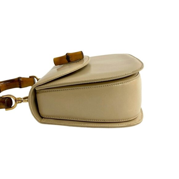 GUCCI Cream Leather Bamboo Bag - Picture 5 of 10